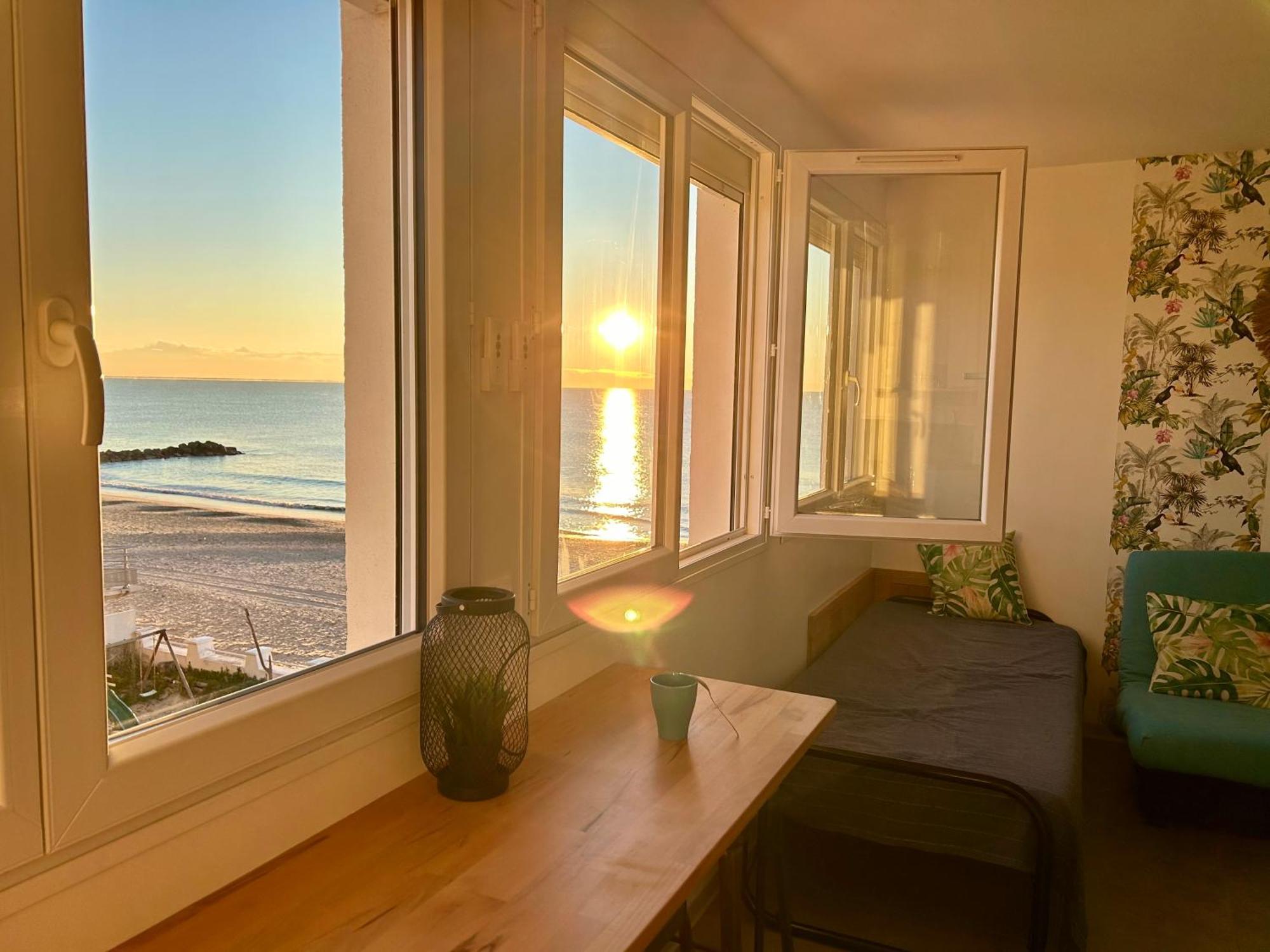 Estudio 1Ere Ligne Vue Mer ,Place De Parking Privee Acces A La Plage De La Residence 3Eme Etage Palavas-les-Flots Kültér fotó